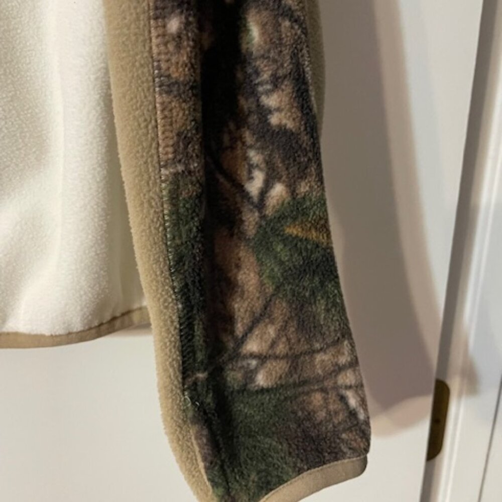 Legendary Whitetails Fleece Quarter Zip (Medium) - Picture 4 of 7